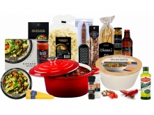 Foto van The red kitchen (449)