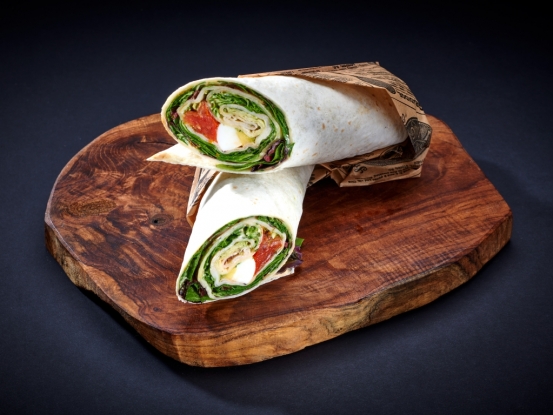 Foto van Maaltijd-wrap gerookte kip